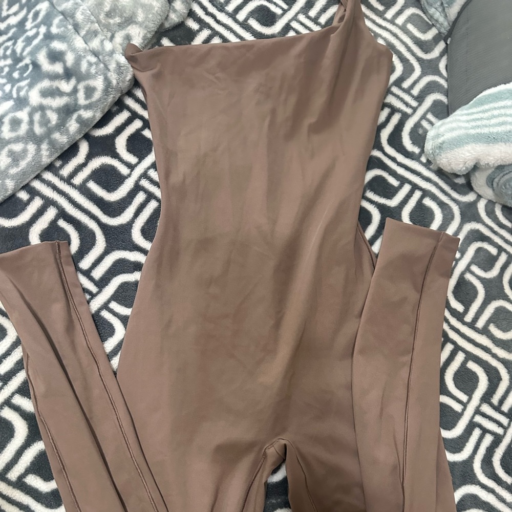 MAKE OFFERS Skims one shoulder jumpsuit